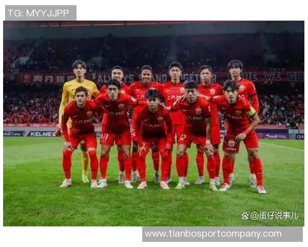 蓉城后防失误致失球广岛球员抓住机会扳平比分 蓉城后防失误致失球广岛球员抓住机会扳平比分