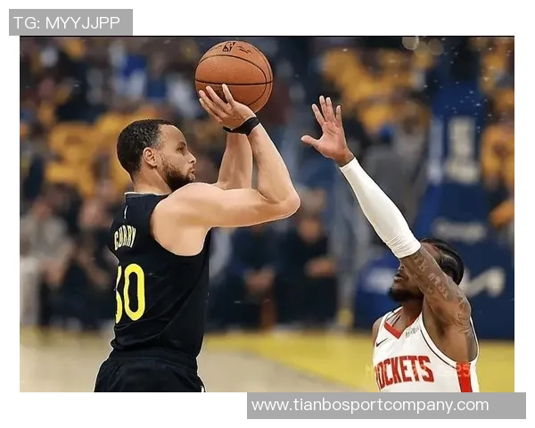 四人得分20展现团队篮球魅力库里期待继续打出精彩表现