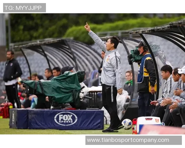 小曼奇尼喜获国家队首球强调团队胜利才是最重要的