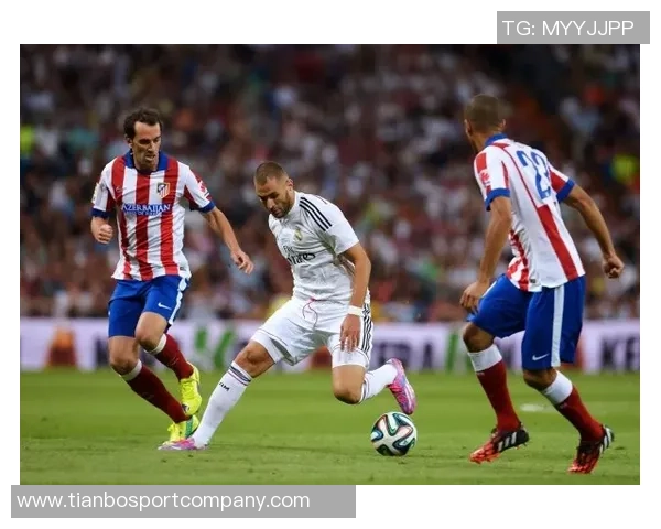 罗马诺透露哥伦比亚17岁小将奥罗斯科即将完成曼联加盟手续