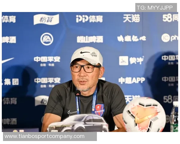 张外龙表示通过比赛感受到球员进步全力以赴备战下一个主场赛事 张外龙表示通过比赛感受到球员进步全力以赴备战下一个主场赛事